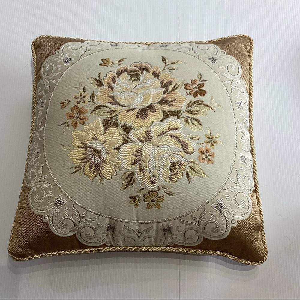 Vintage Embroidered Tan Floral Botanical Throw Pillow 17” x 17” Boho